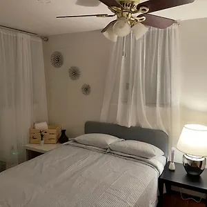 https://lovely-and-comfort-10-min-lga20-min-manhattan.us-newyorkcity.com