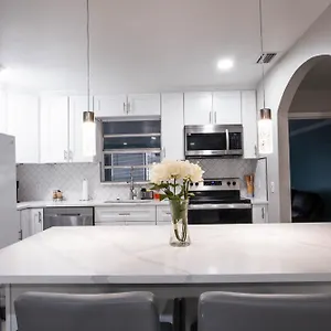 https://the-pearl-island2.davenporthotels.org